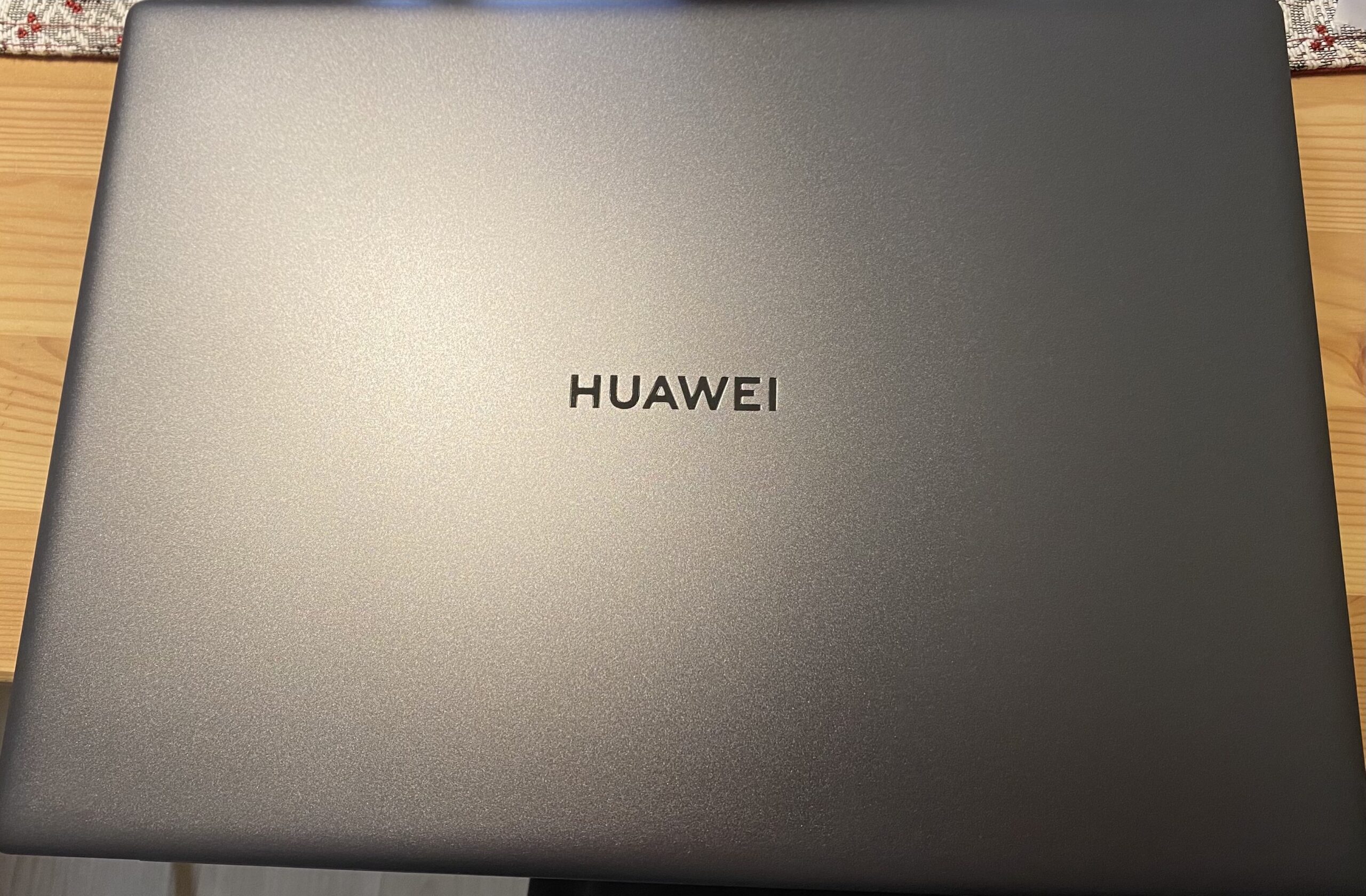 教師にオススメ！】HUAWEI MateBook 14を購入。驚愕のコスパ。そして